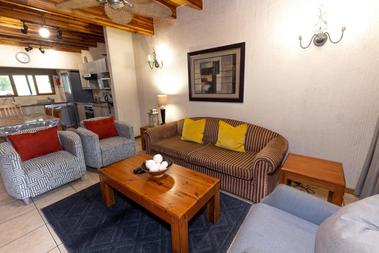 Legend Safaris 257A - In Kruger Park Lodge Hazyview Bagian luar foto